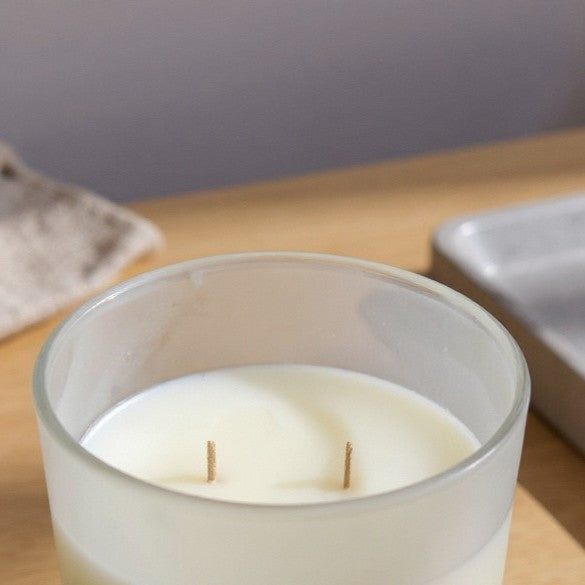 Tropic Like its Hot – Coconut + Pineapple Island Vibes Candle wick_view Melt Magic Candles
